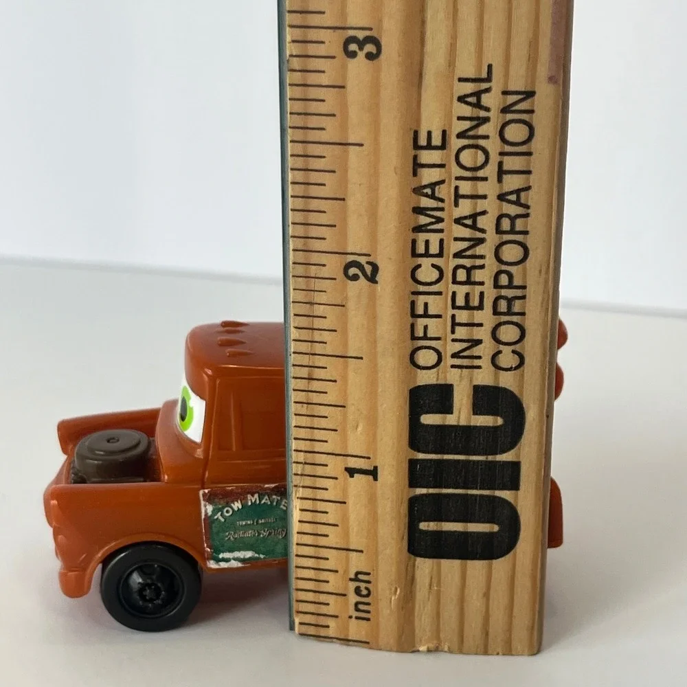 Disney Pixar Cars Tow Mater Toy Truck 2006 Kellogg Co Promo Brown Plastic 3 Inch
